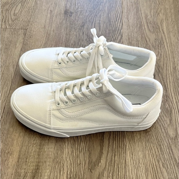Vans Old Skool canvas sneakers tennis shoes  women’s size 8 - like new! - Picture 1 of 7